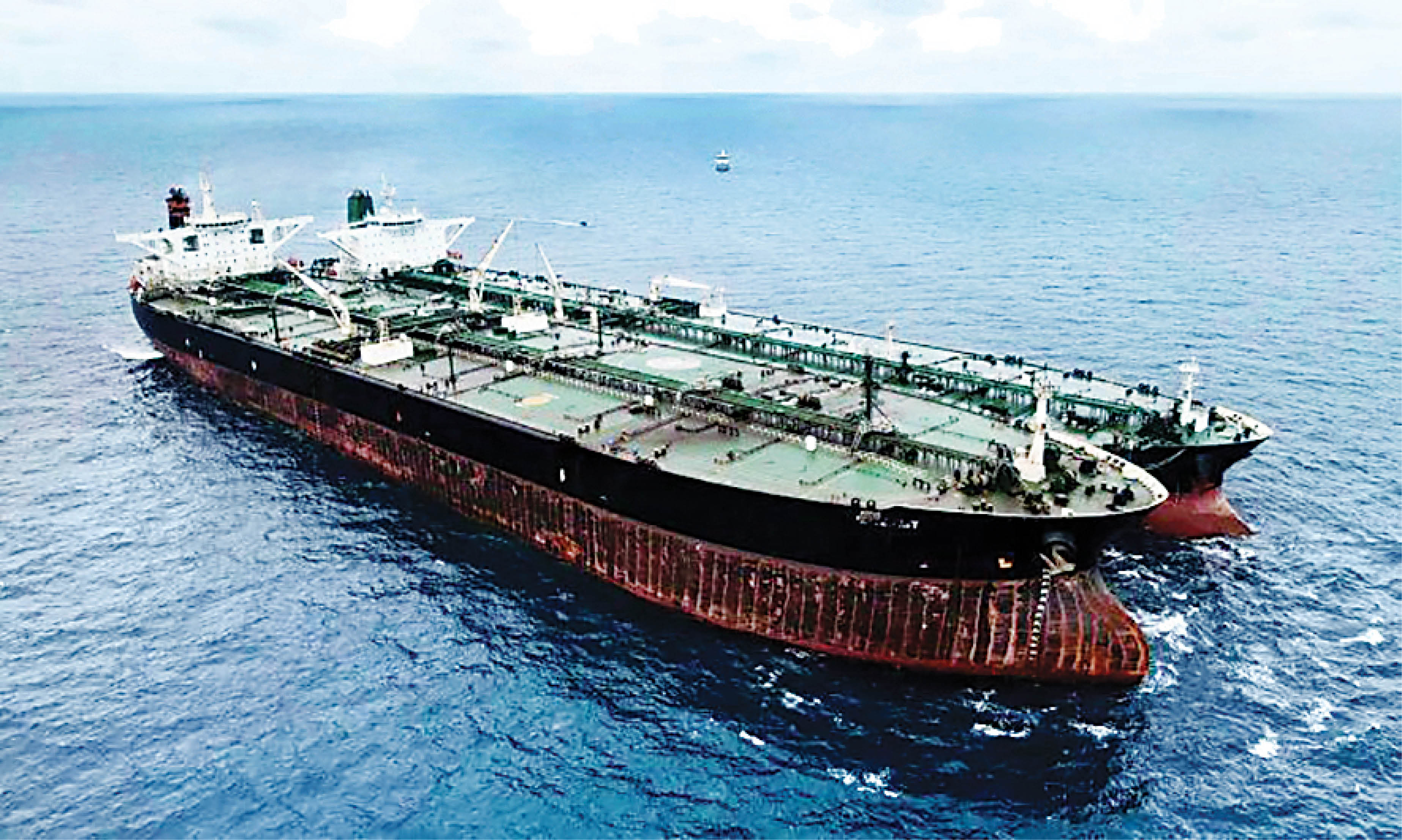 داستان سفر نفتکش‌های ایرانی به مقصد بیروت