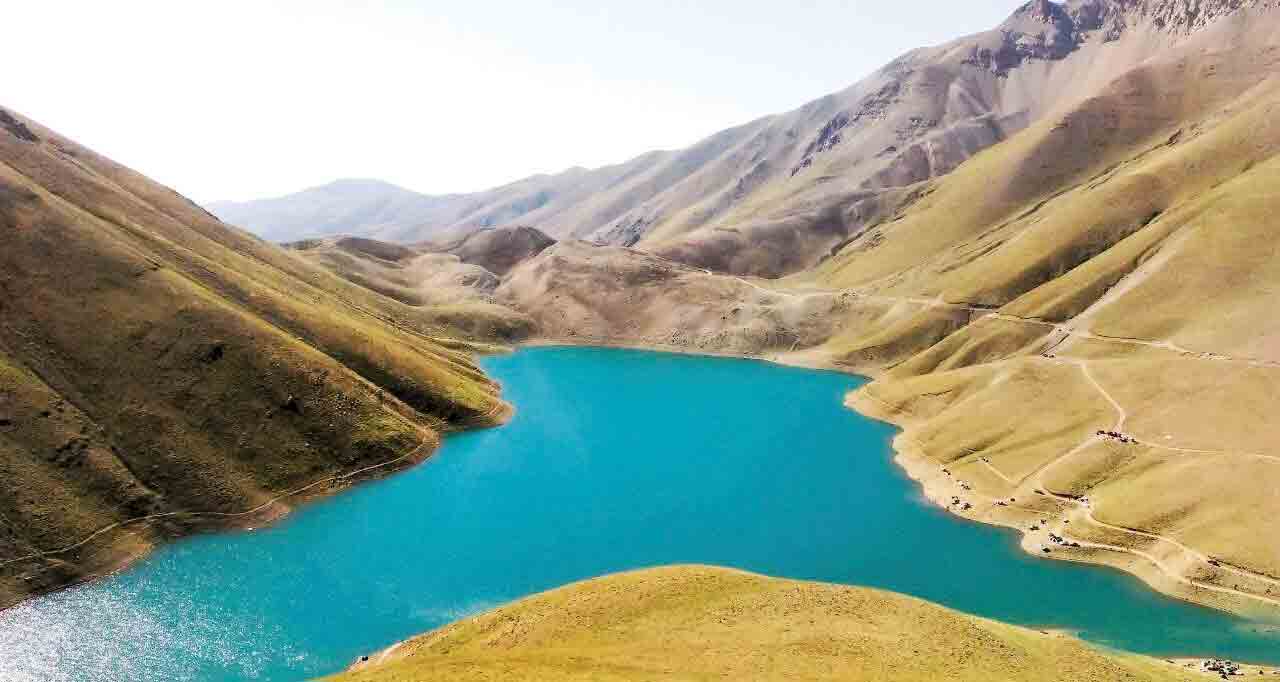 ضیافت آب‌های زلال