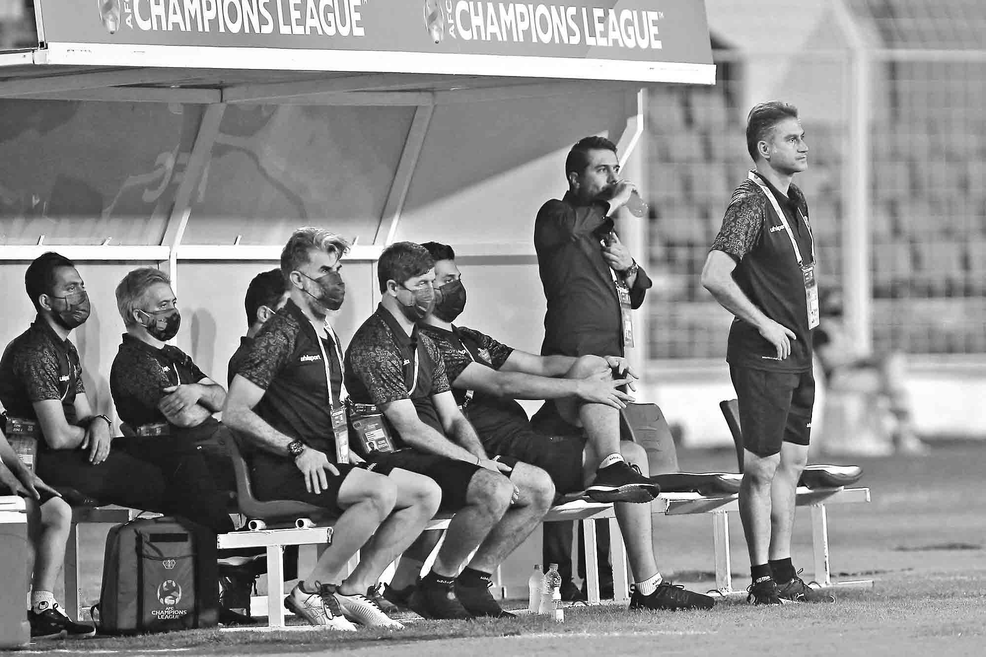 استقلال مرموز و موذیانه بازی می‌کند