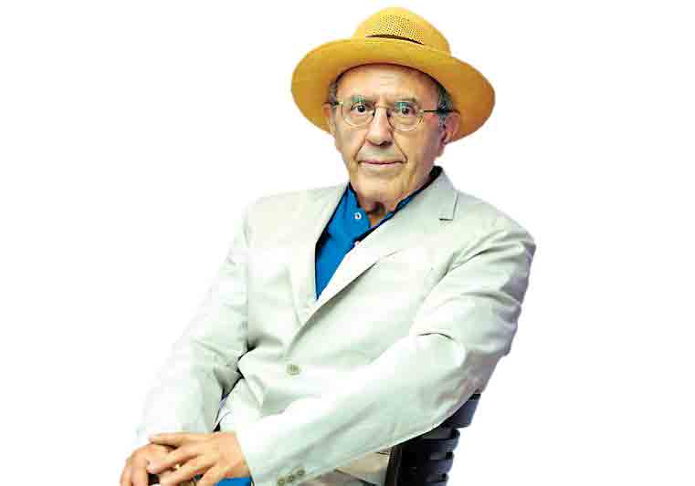 دیدار با جواد مجابی، شاعر و داستان‌نویسی که می‌گوید دیگر رمان نخواهد نوشت