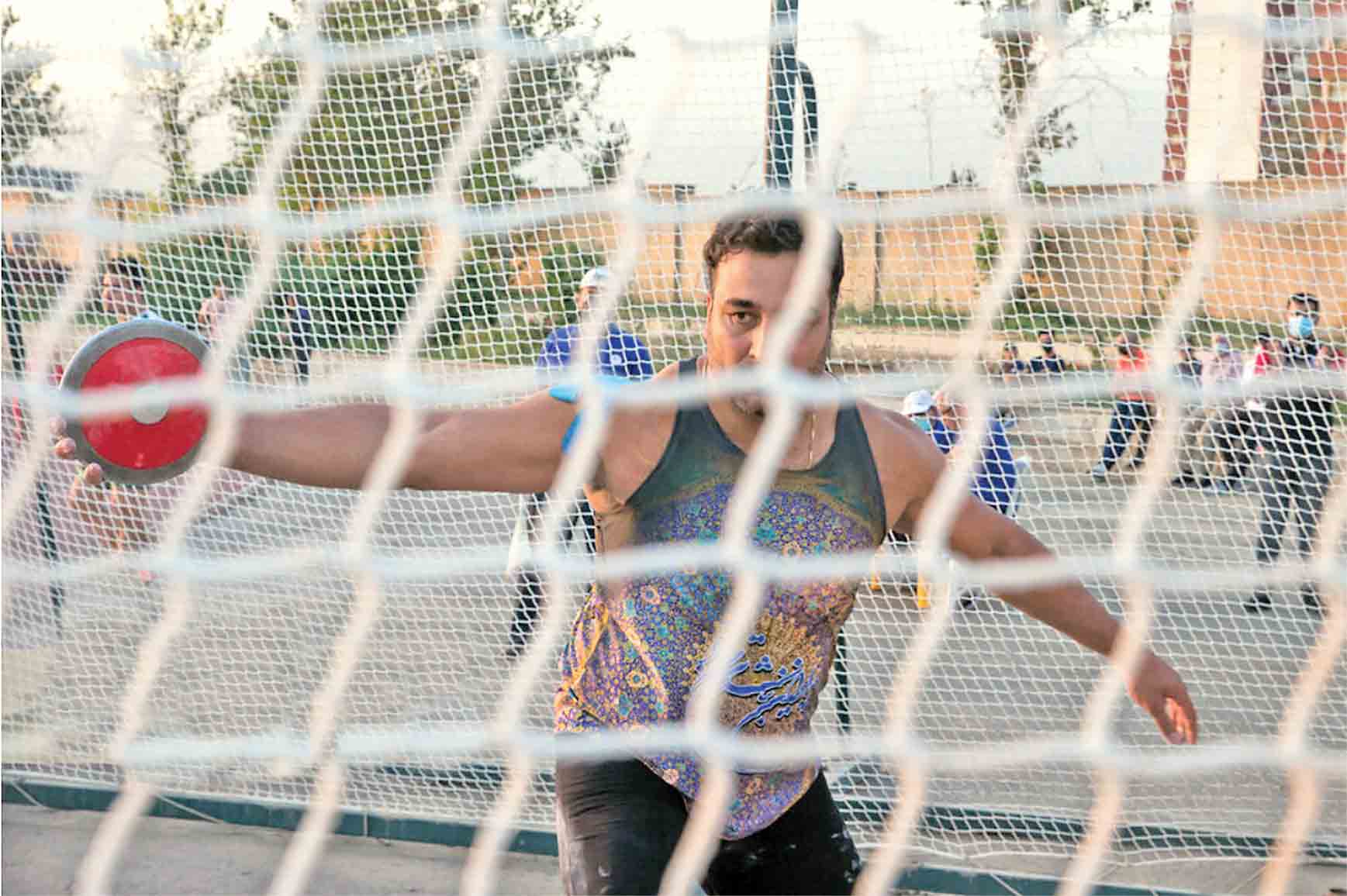 خوشحالی احسان از پرتاب 60متری!