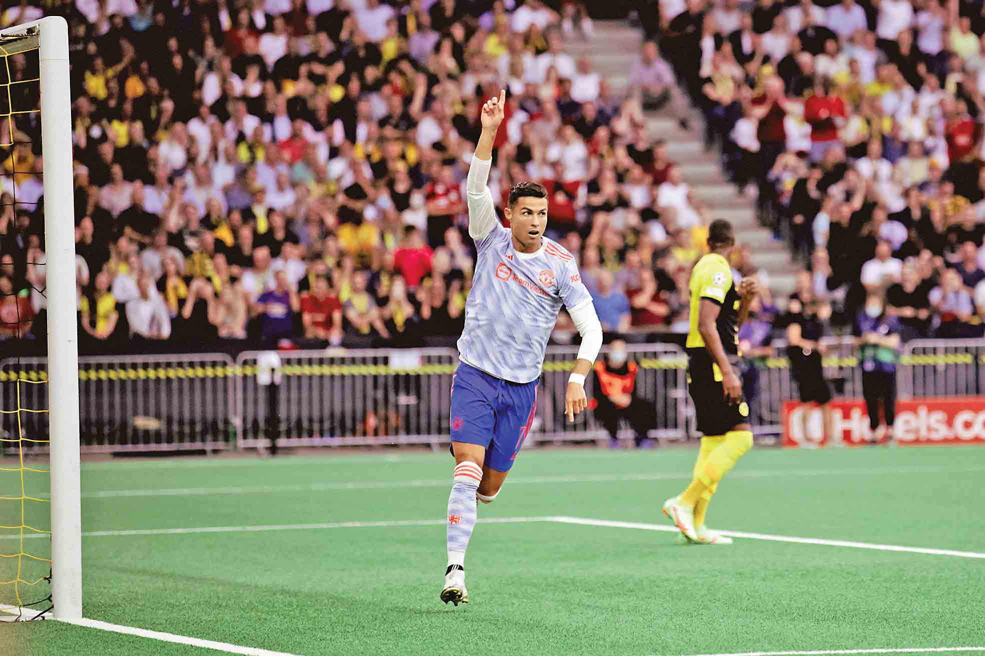 دست از سر رکورد برنمی‌دارد