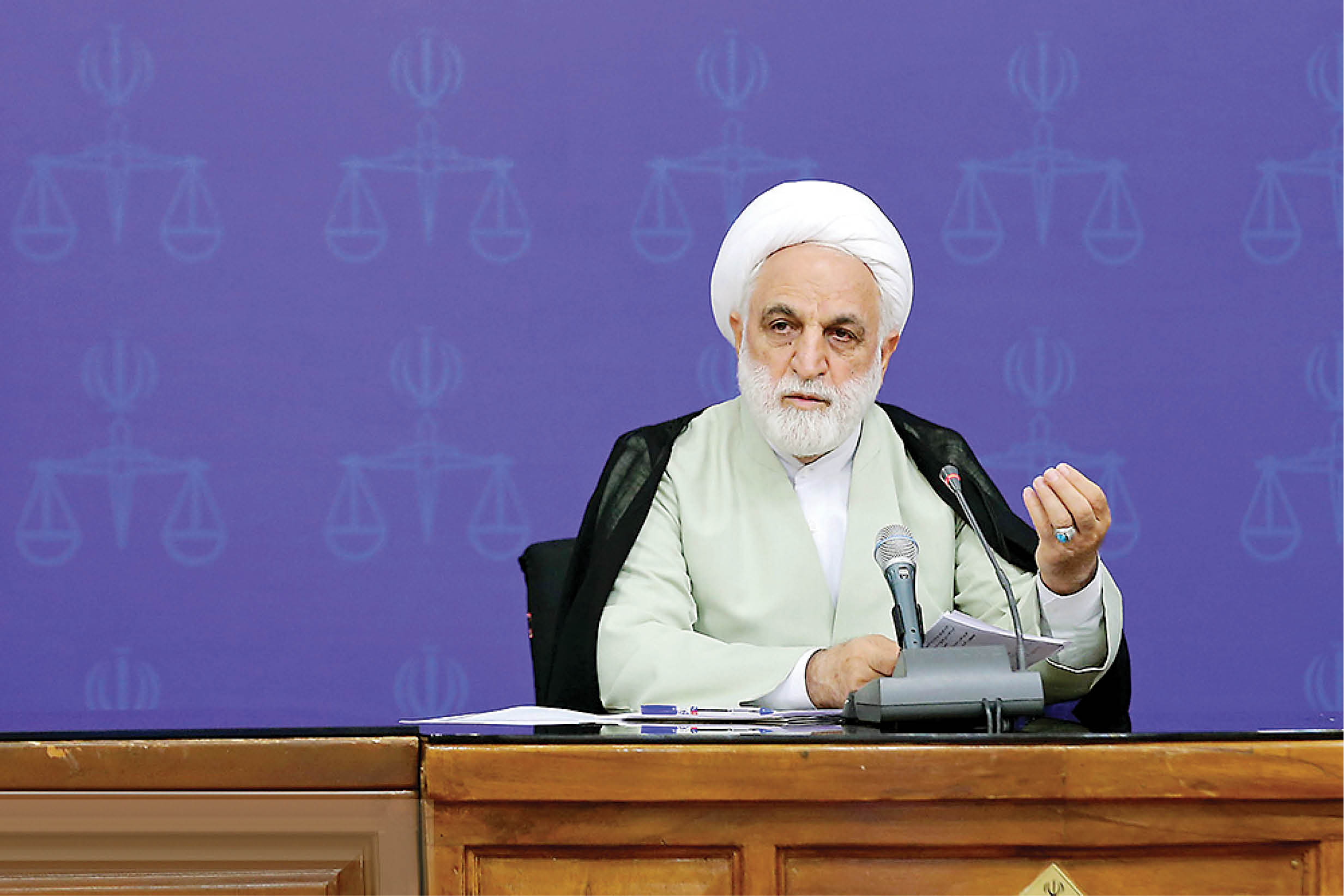 دستگاه قضا روی دور تحول