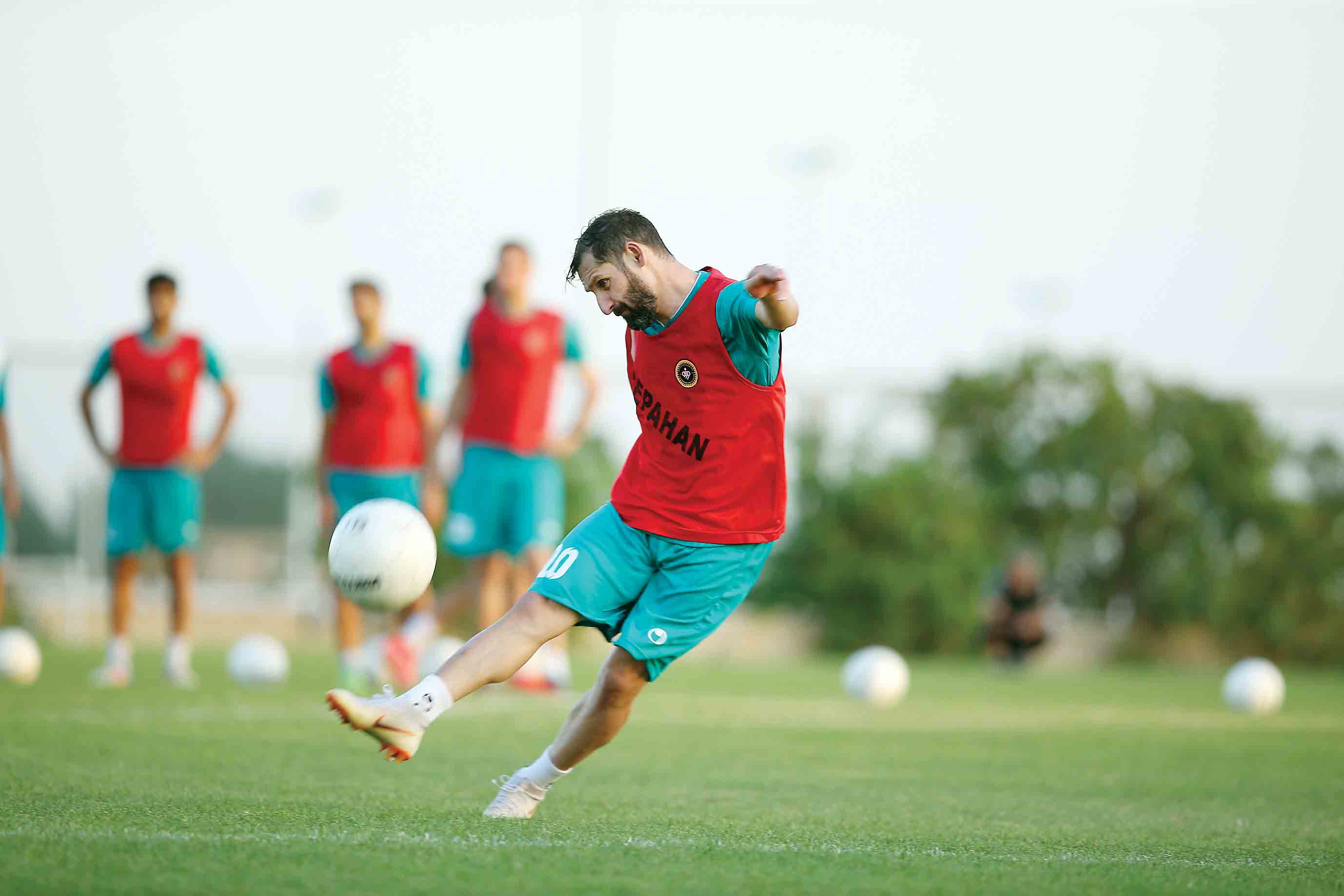 سپاهان برای موفقیت همه‌‌چیز دارد