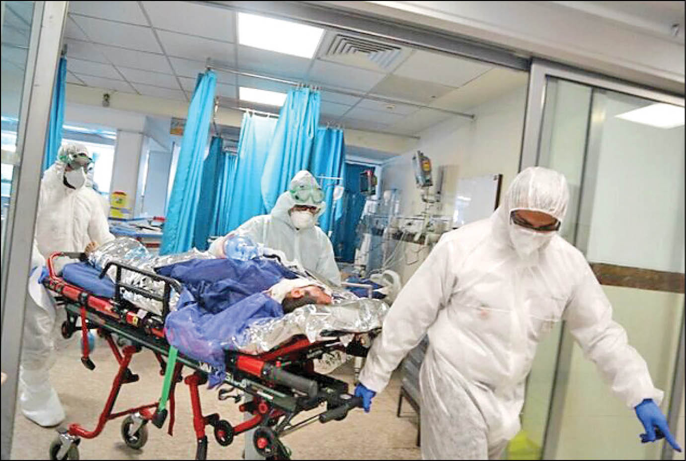 مسعود یونسیان، متخصص اپیدمیولوژی در گفت‌وگو با همشهری درباره آینده شیوع و روند کند کاهش آمار مرگ‌های کرونا با وجود تزریق گسترده واکسن، توضیح داد