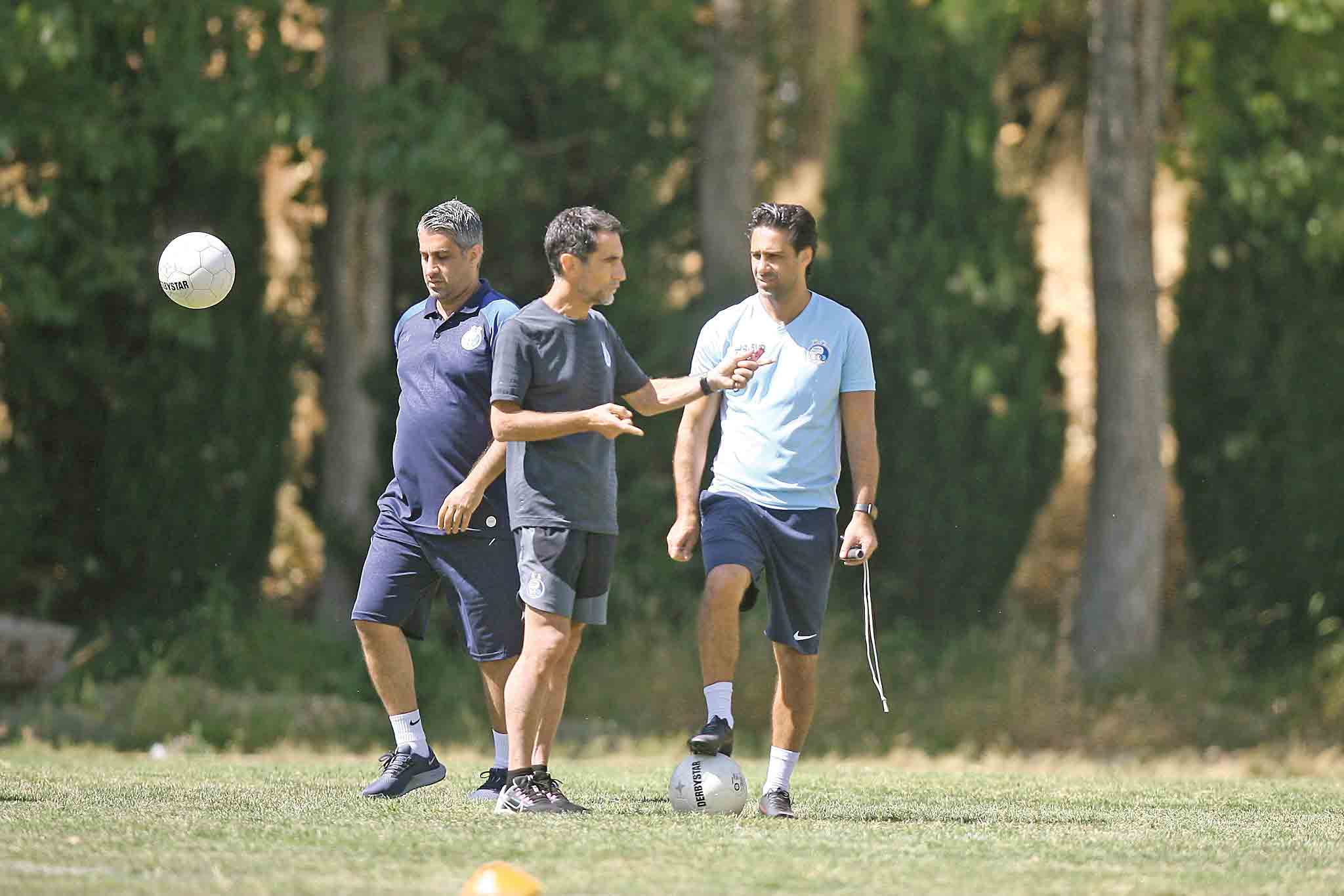 یک تمدید،یک دنیا تردید