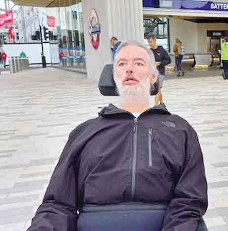 «باترسی» ایستگاه مطالبه‌گری لندنی