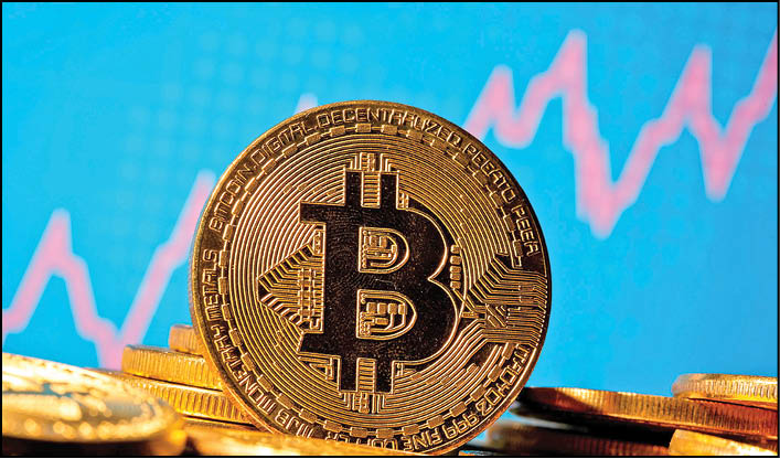پیش‌بینی عجیب 63هزار‌دلاری‌شدن بیت‌کوین در ‌ماه آینده