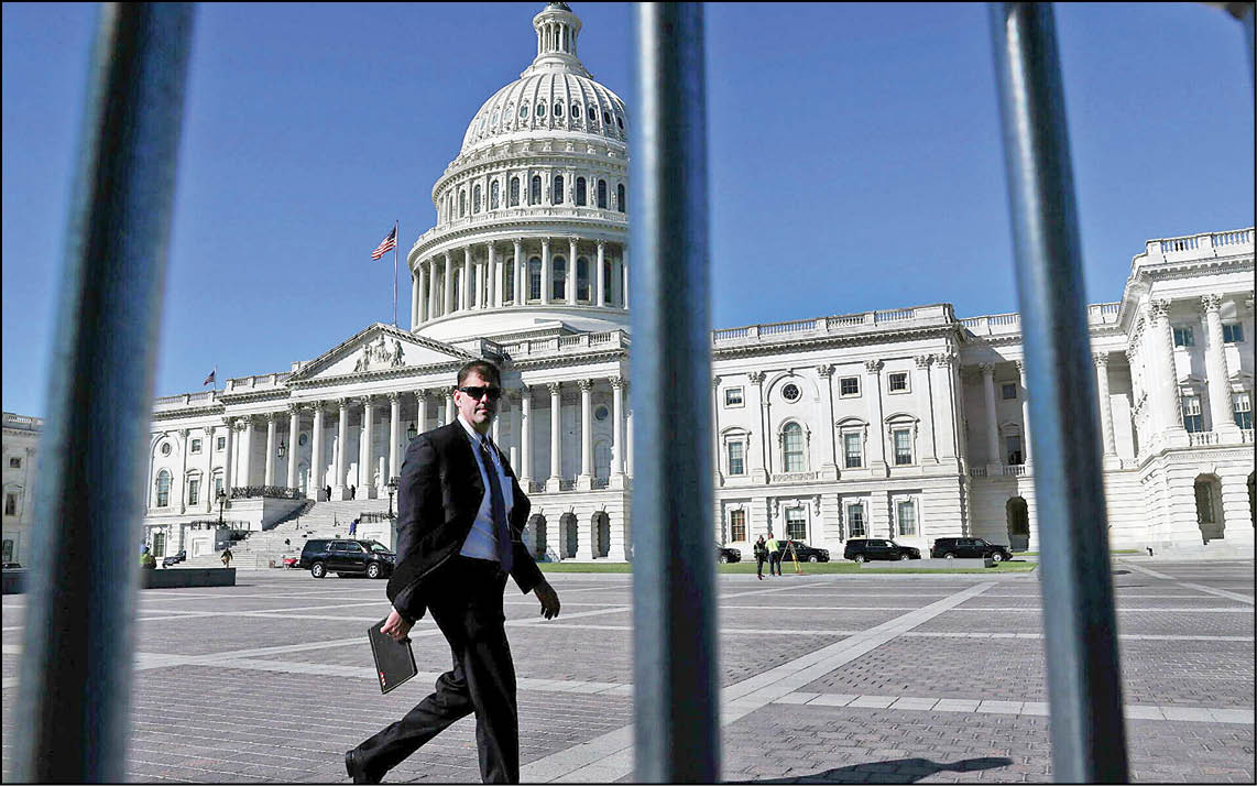 فرار دولت آمریکا از تعطیلی