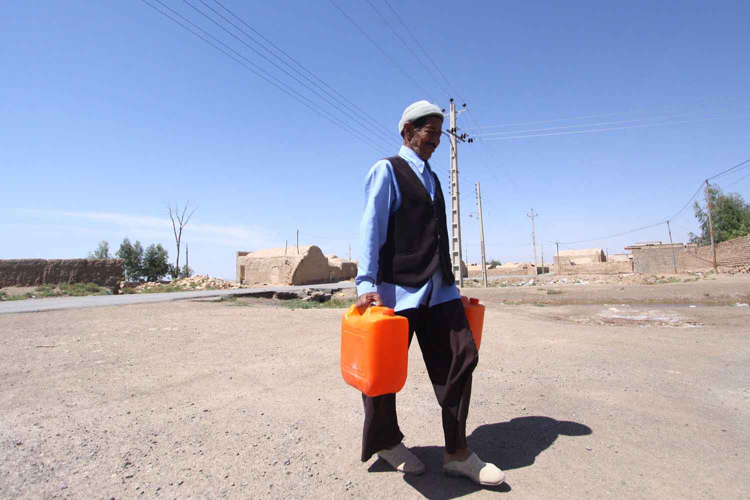 کام تشنه روستانشینان کویر