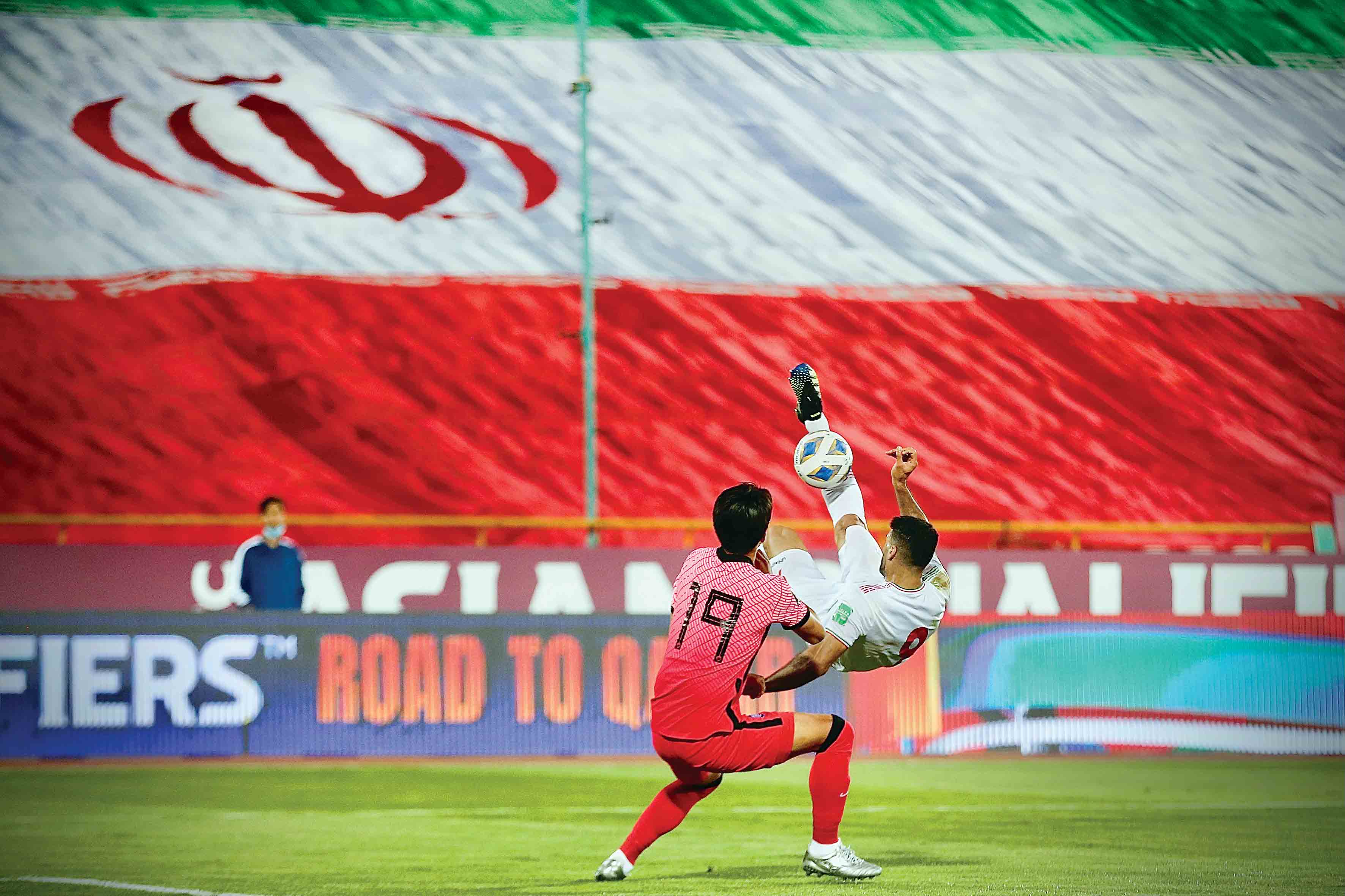 به تیر خوردیم