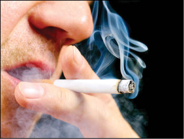 آسیب سیگار به لایه خارجی قرنیه چشم