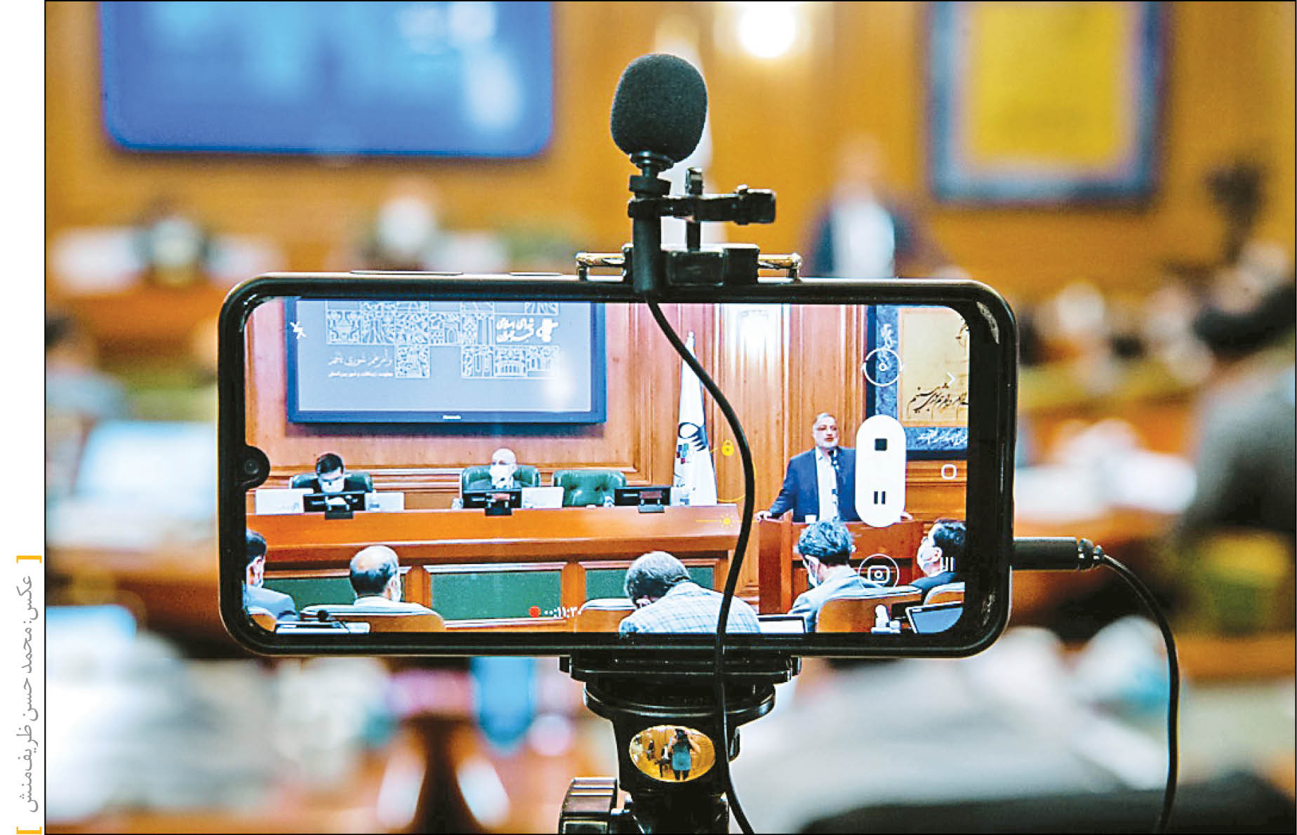 شهردار تهران با حضور در صحن پارلمان شهری گزارشی از اقدامات انجام شده و برنامه‌های پیش‌روی مدیریت شهری ارائه داد