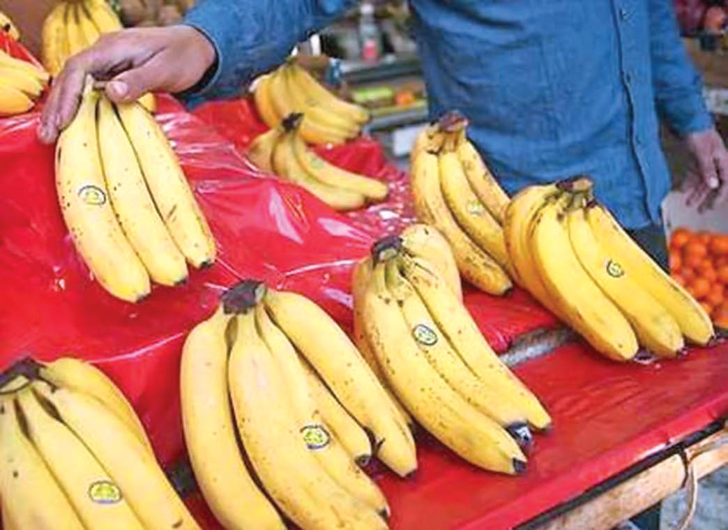 آلو، هلو و موز ارزان شدند