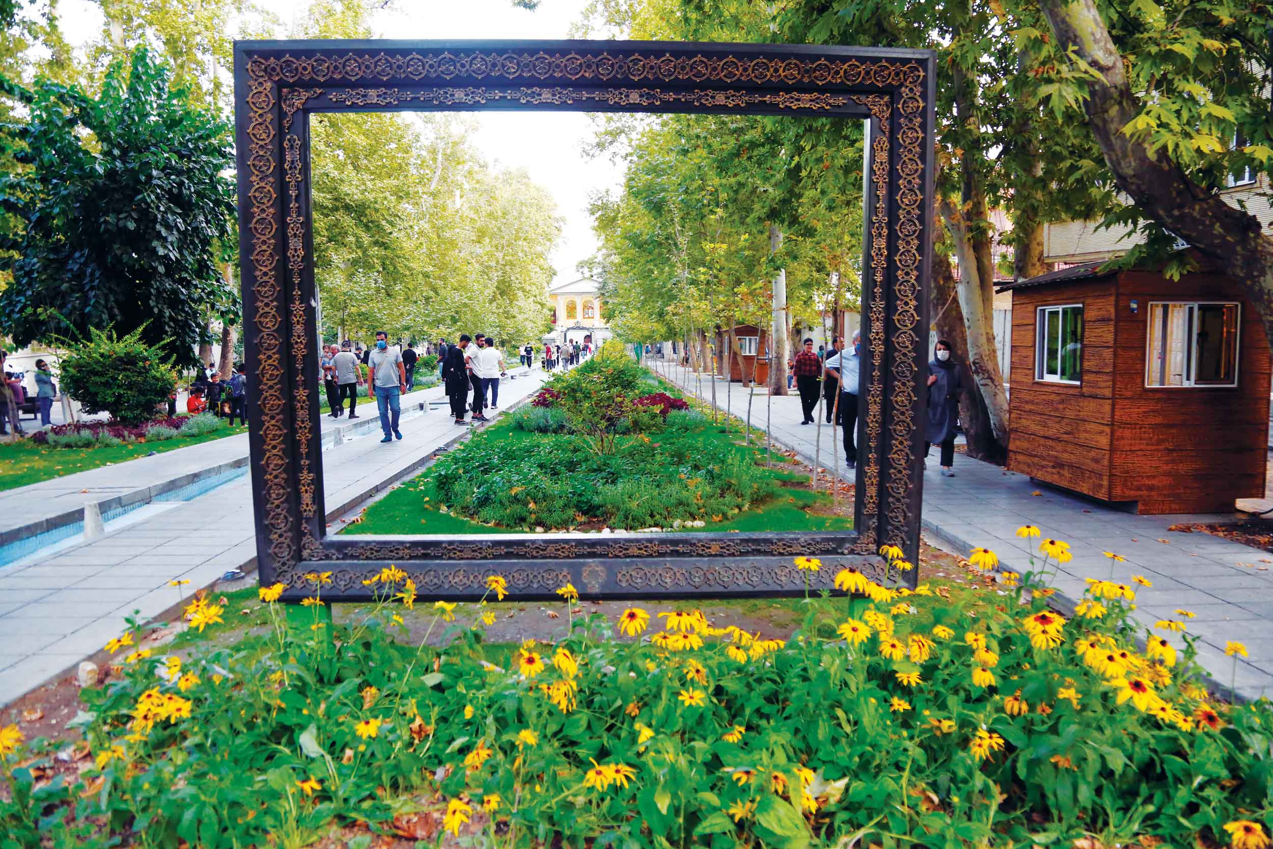 پیاده‌راه‌ها یک تیر و چند نشان