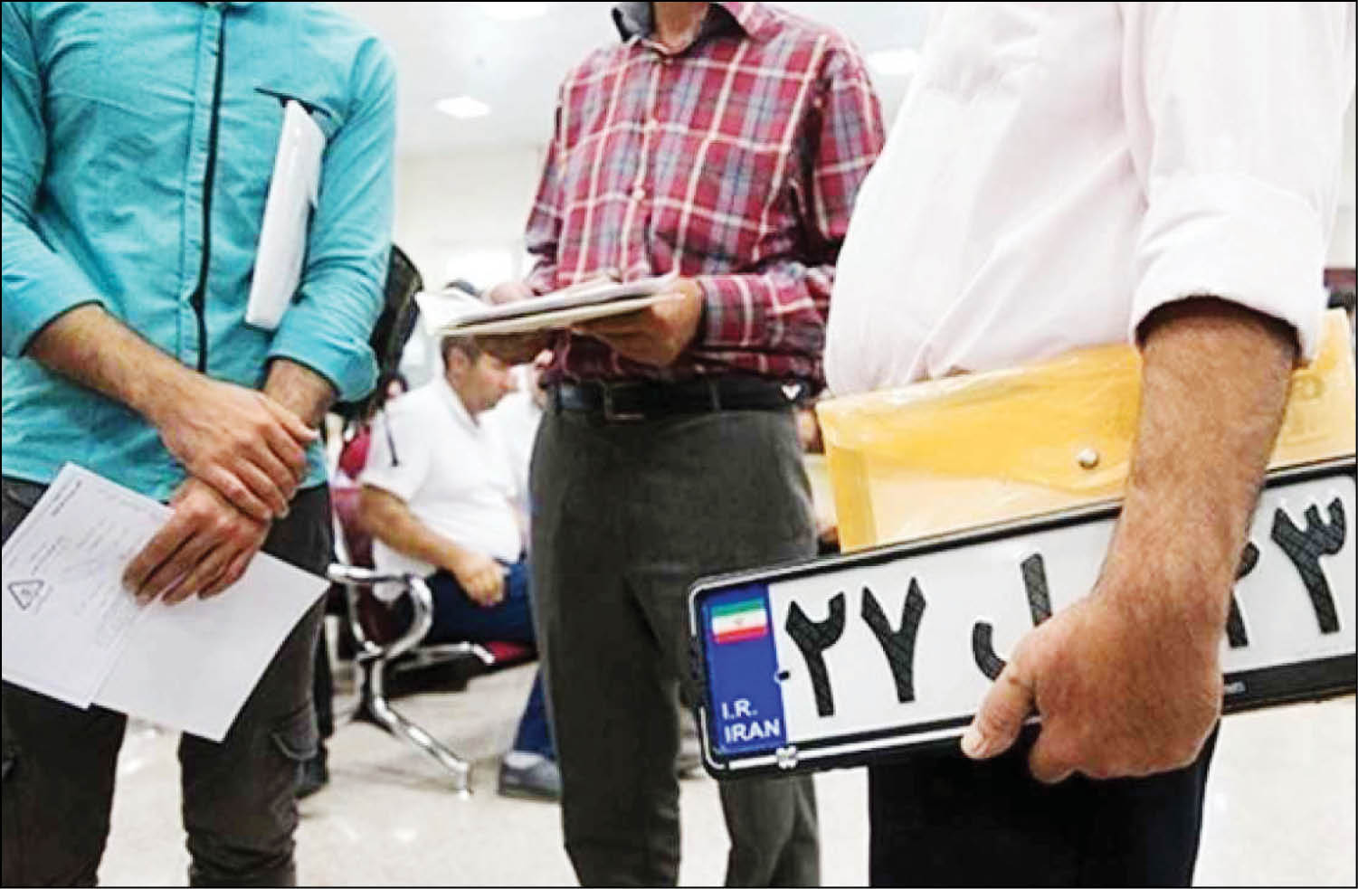 سند خودرو در انتظار تعیین‌تکلیف مجلس