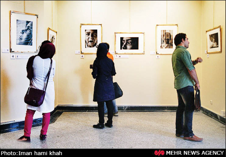 عواید فروش نمایشگاه «صدای عکس» برای سیستان و بلوچستان