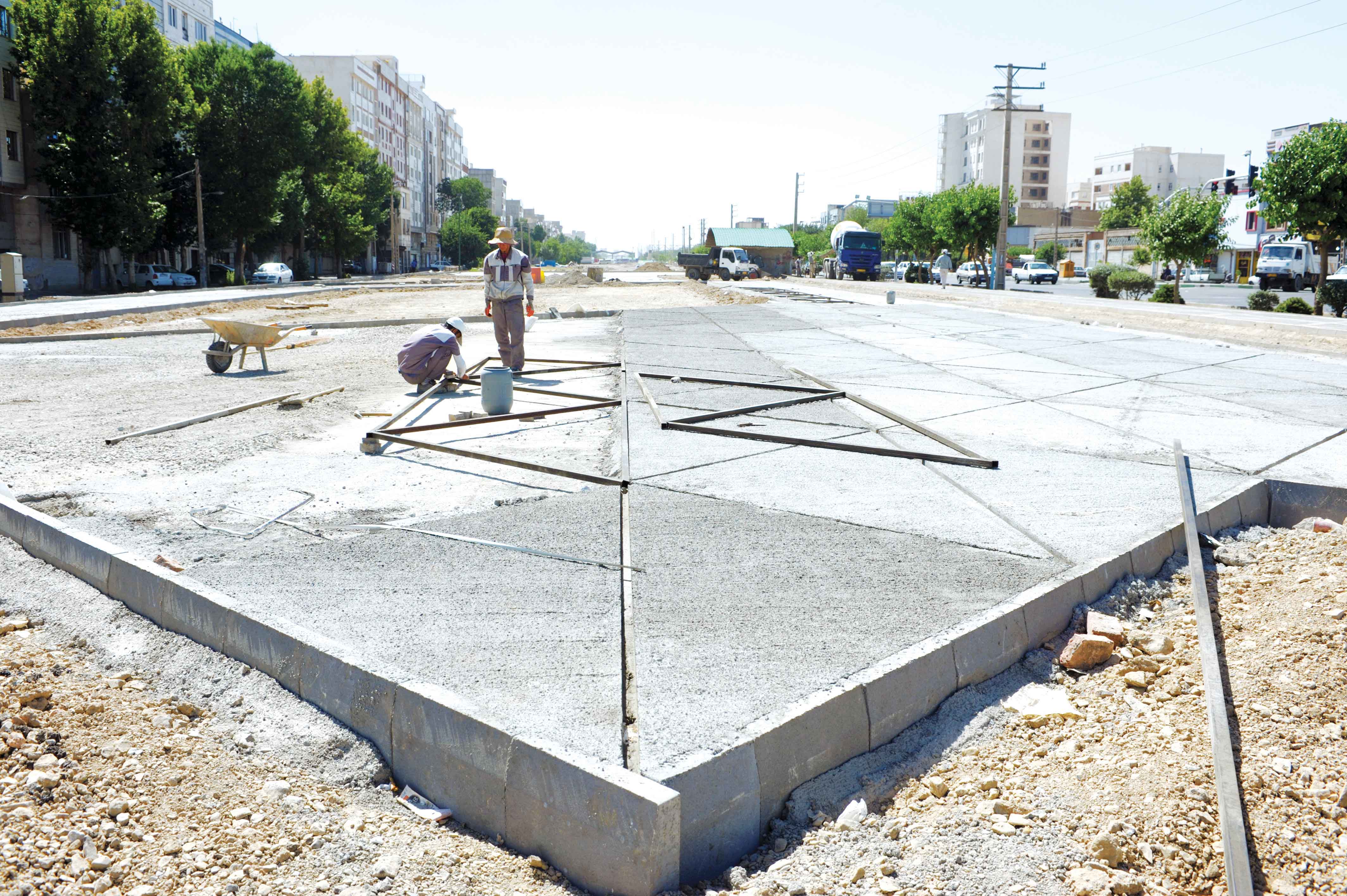 پیاده‌راه‌سازی در بیرجند لنگ اعتبار