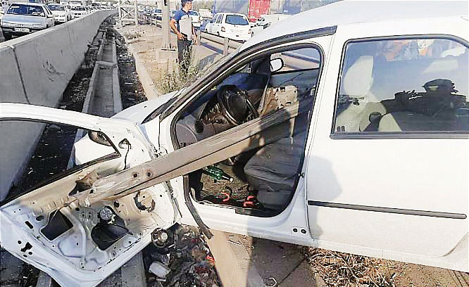 نجات راننده ال90 از یک‌قدمی مرگ