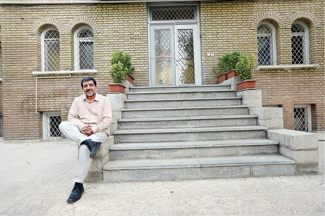 رها شده از بند دیوارها