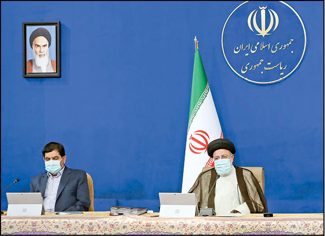 رئیسی: کابینه، شائبه انتصاب بستگان را پاسخ دهد