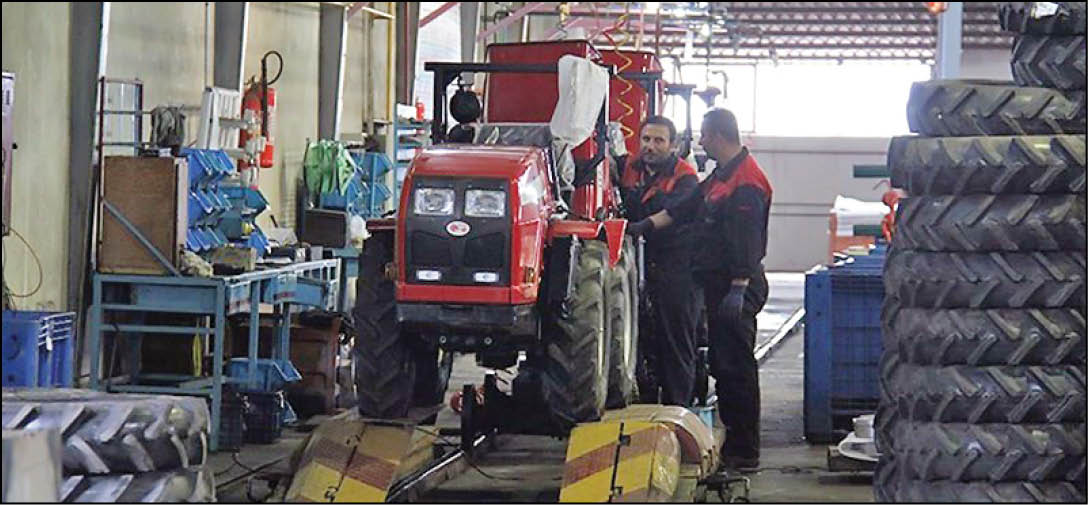 تعطیلی خط صادراتی تراکتور در کردستان