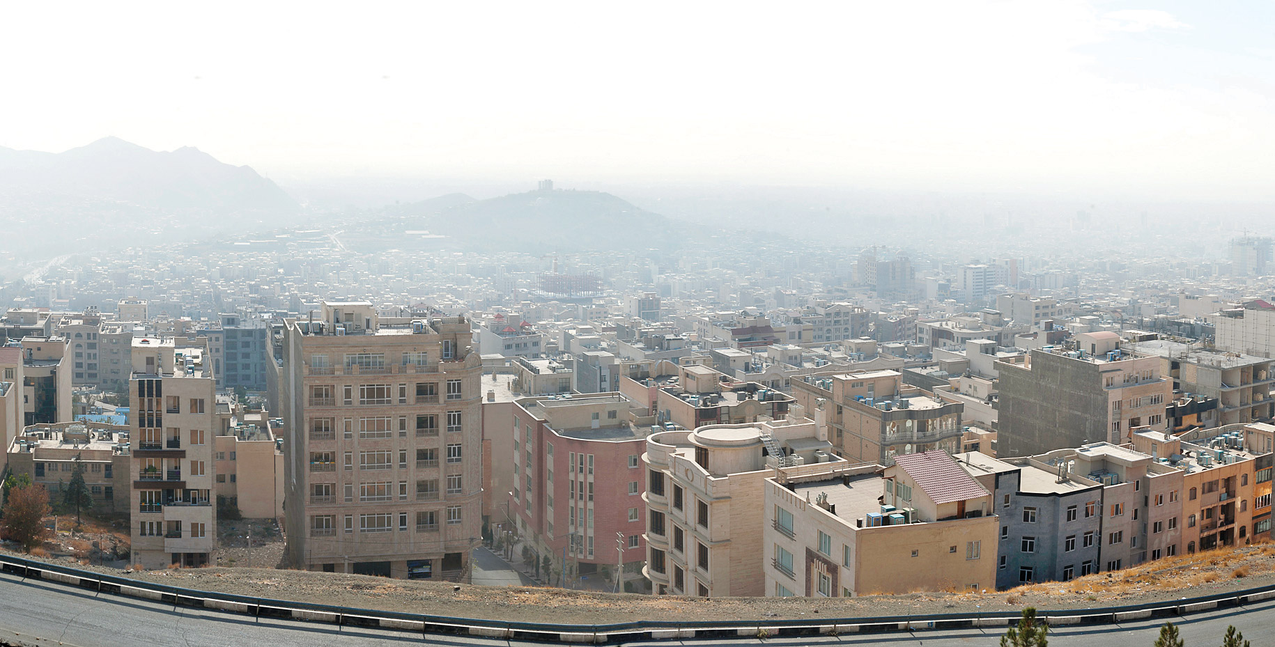 نفس‌تنگی کلانشهرها در پاییز