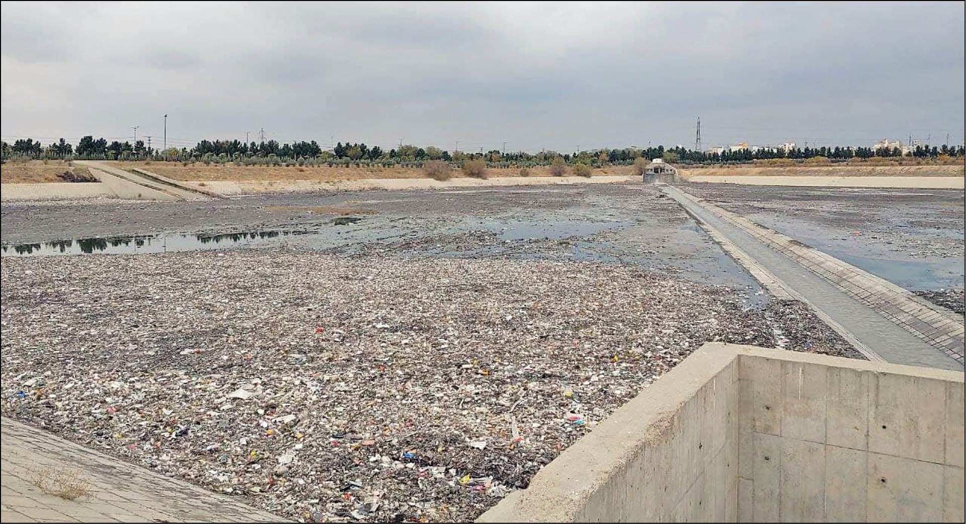 تهرانی‌ها روزانه 500تن پسماند داخل نهرها می‌ریزند