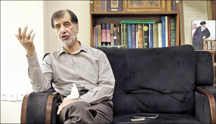 مشکلات، دستوری حل نمی‌شود