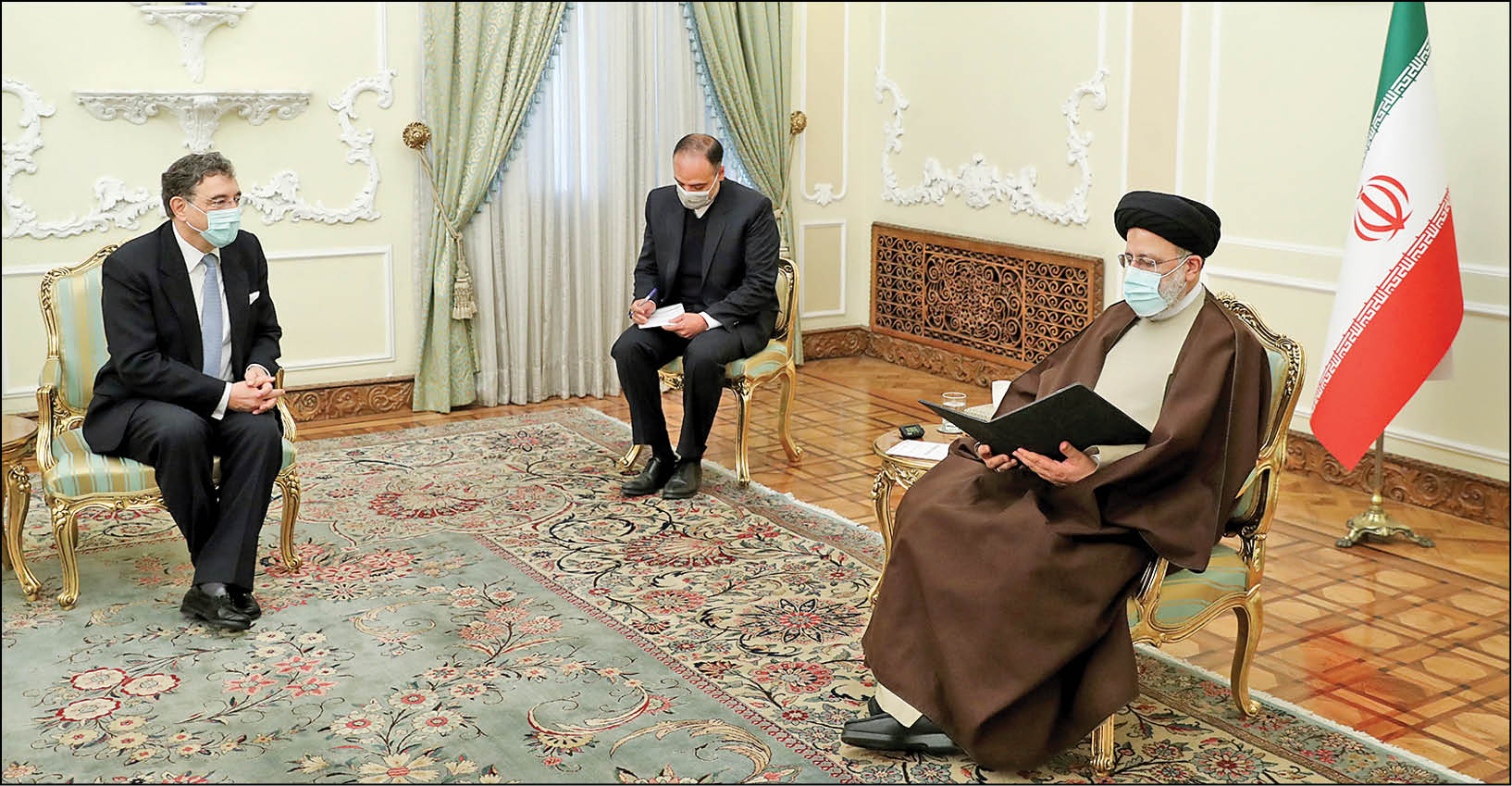 ایران در مسیر توسعه روابط فرابرجامی