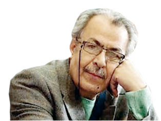 مصائب مونتاژ عکس قدیمی فرخ‌­لقای خالدار