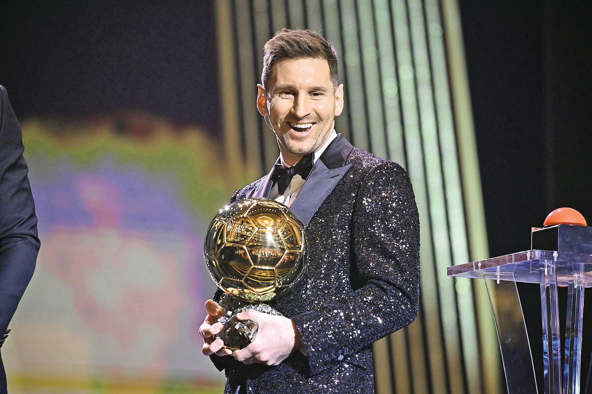 توپ طلای پرسروصد‌ا