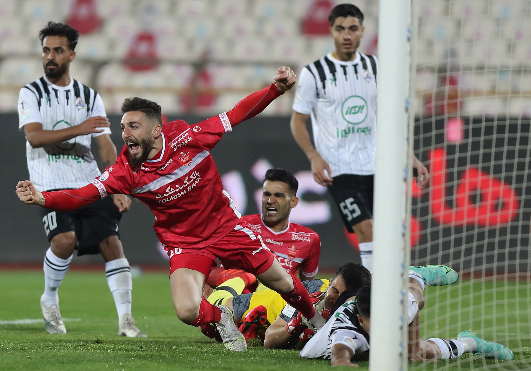 هدفم آقای گلی لیگ است