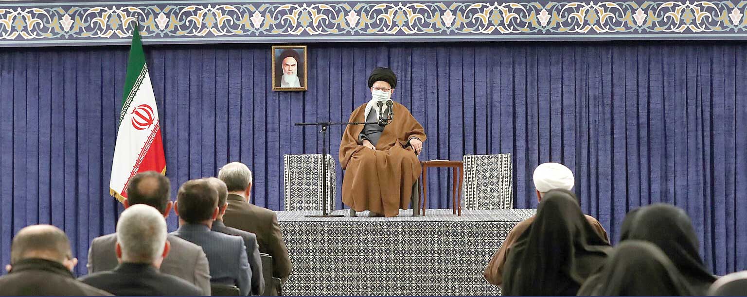 مقام معظم رهبری در دیدار با جامعه پرستاری: