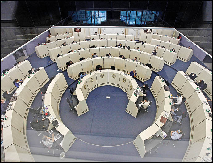 زشت و زیبای بودجه برای بورس