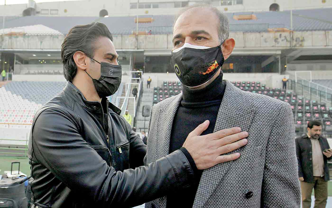 فرهاد، محرم و علامت سؤال‌های بزرگ