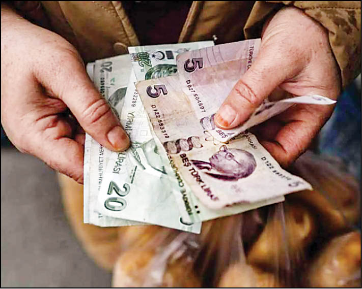 سقوط آزاد لیر