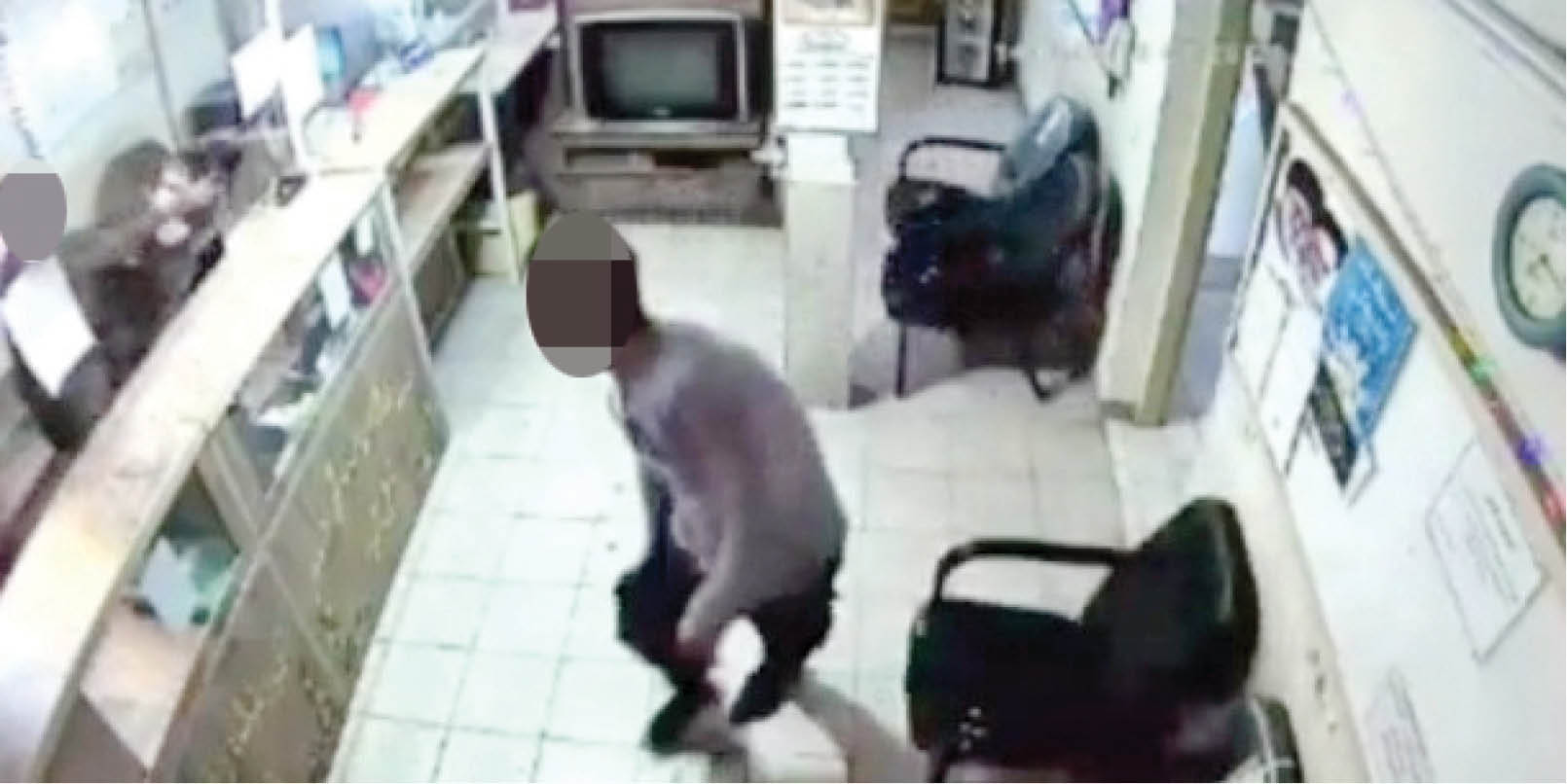 پلیس در تعقیب عاملان زورگیری از خانم منشی