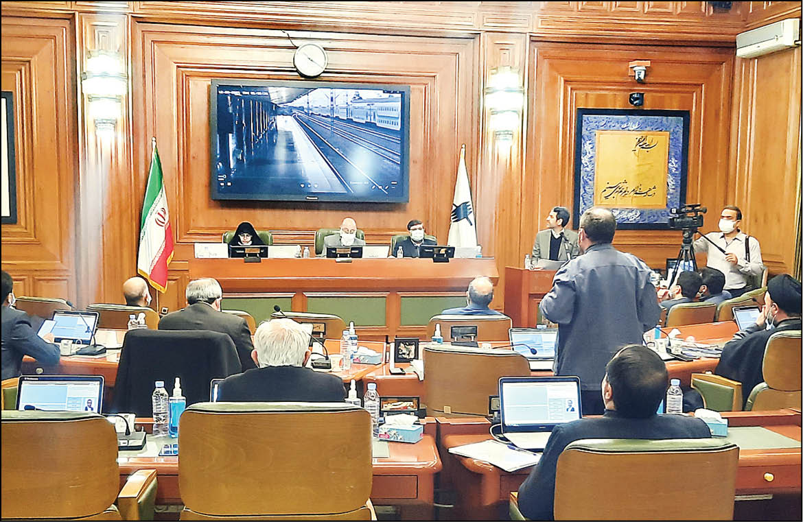 مترو؛ خالی از قطعات، مملو از مشکلات