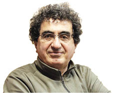 این غم که مراست، کوه قاف است