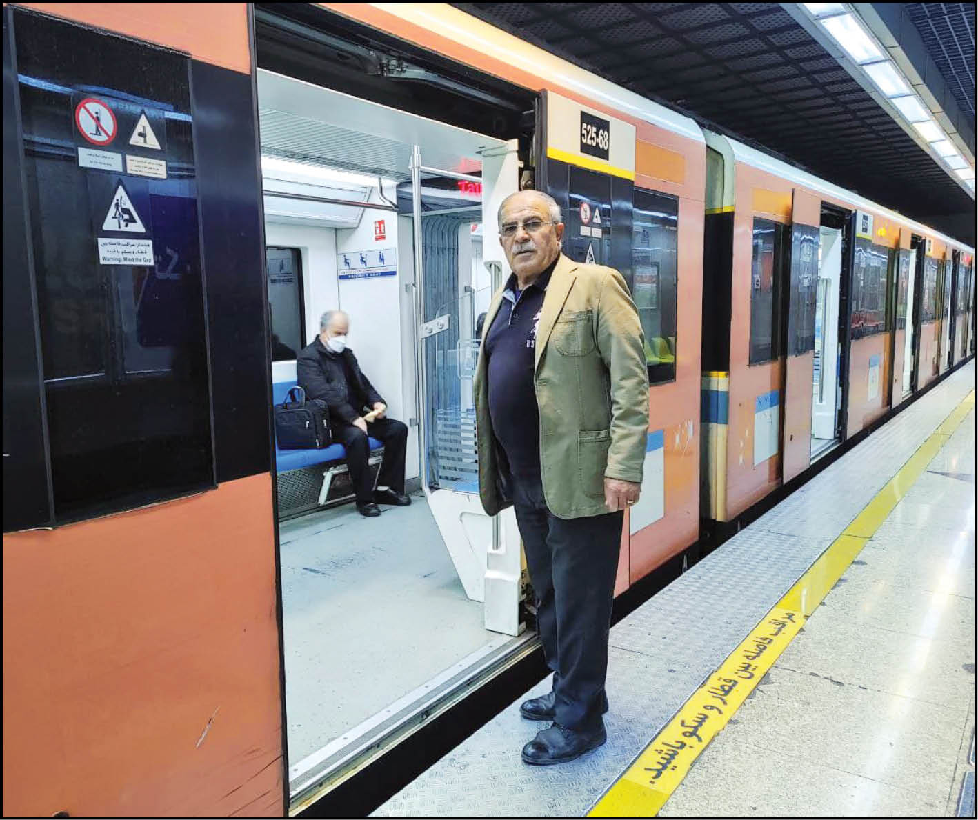 حسن روشن: 10سال است که با مترو سفر می‌کنم
