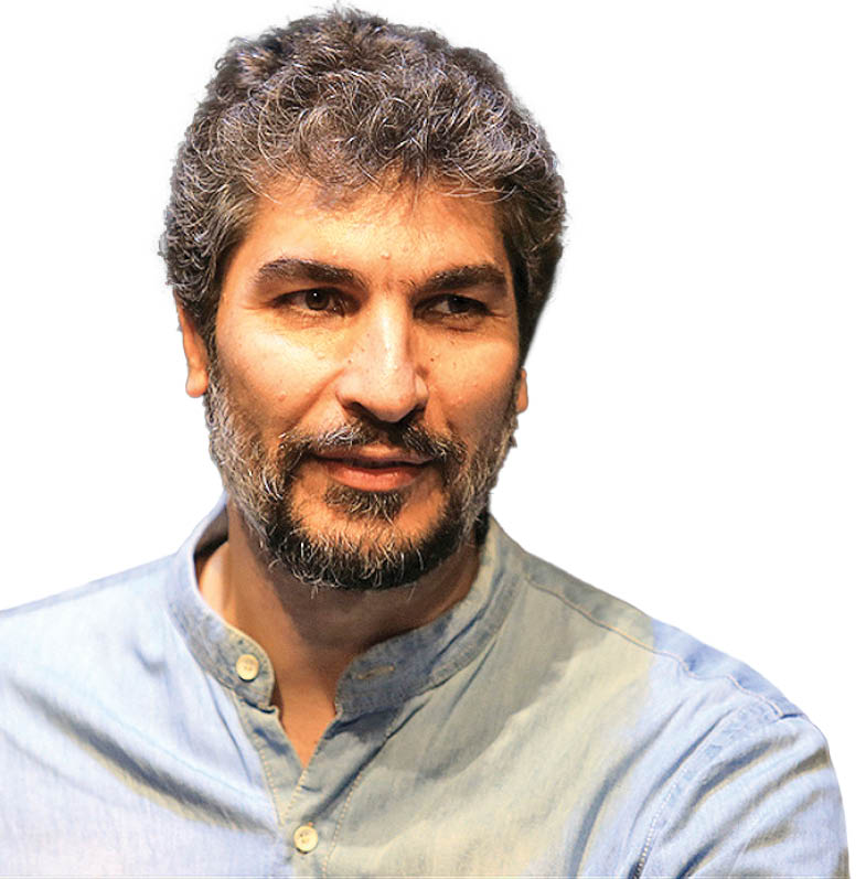 از تئاتر کاربردی غفلت کرده‌ایم