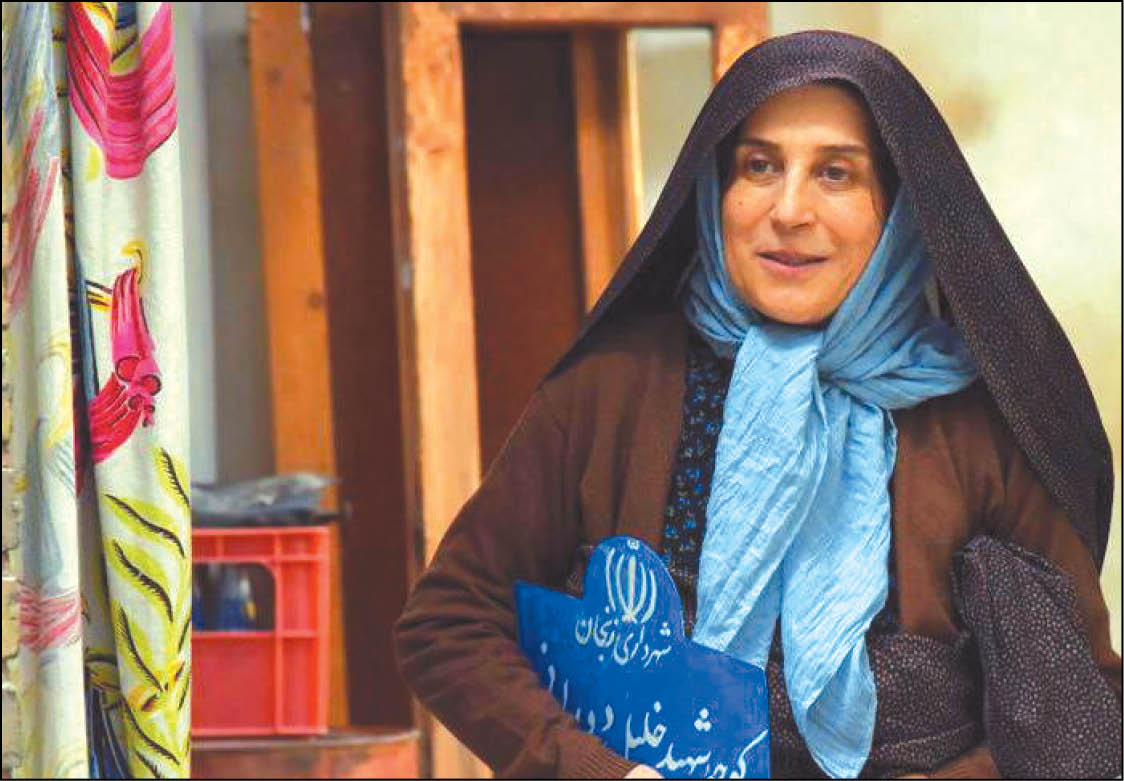 پای صحبت‌های، هاتف علیمردانی، نویسنده و کارگردان فیلم سینمایی «آباجان» به مناسبت سالروز موشک‌باران مدارس