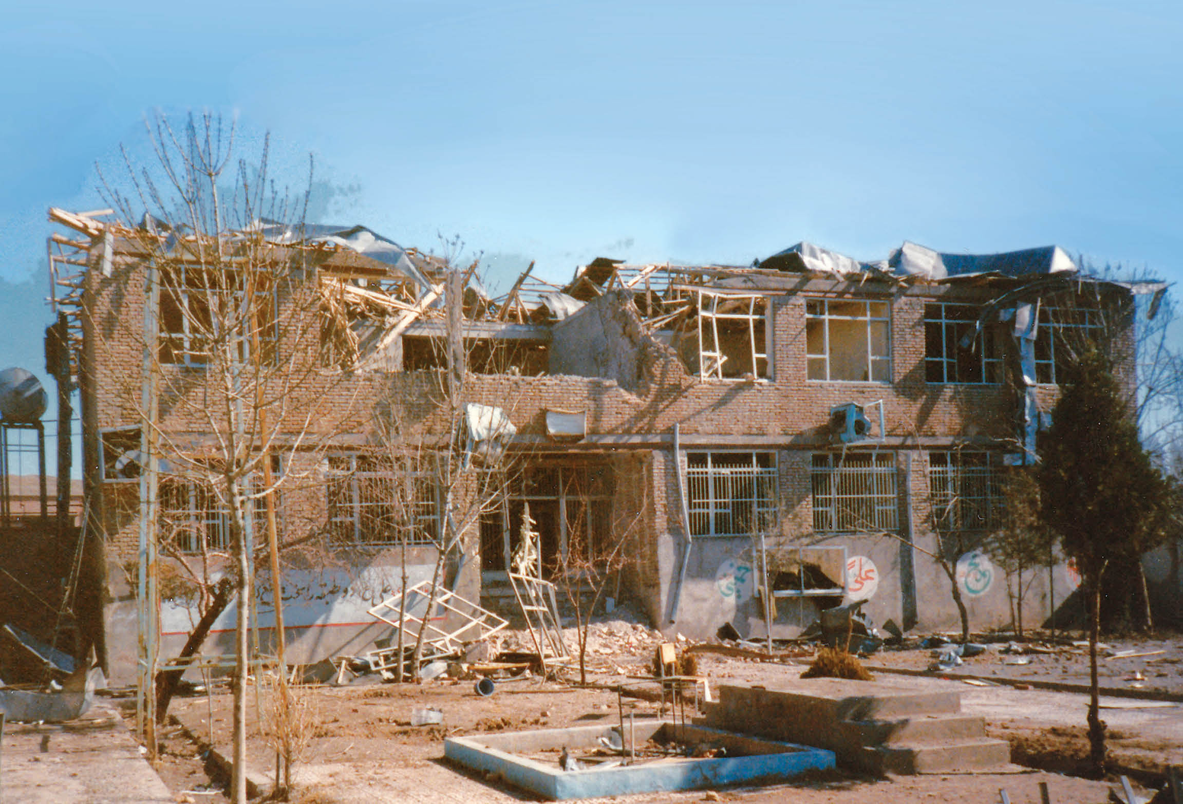 جنون صدام در بمباران مدرسه‌های ایرانی