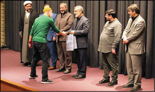 ساخت فیلم‌های فاخر انقلابی جهاد است