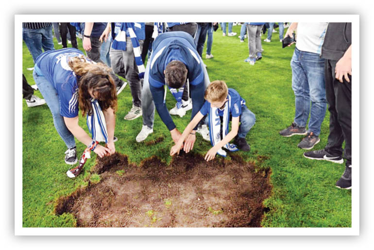 اتفاق روز/بازگشت معدنچیان از زیرزمین