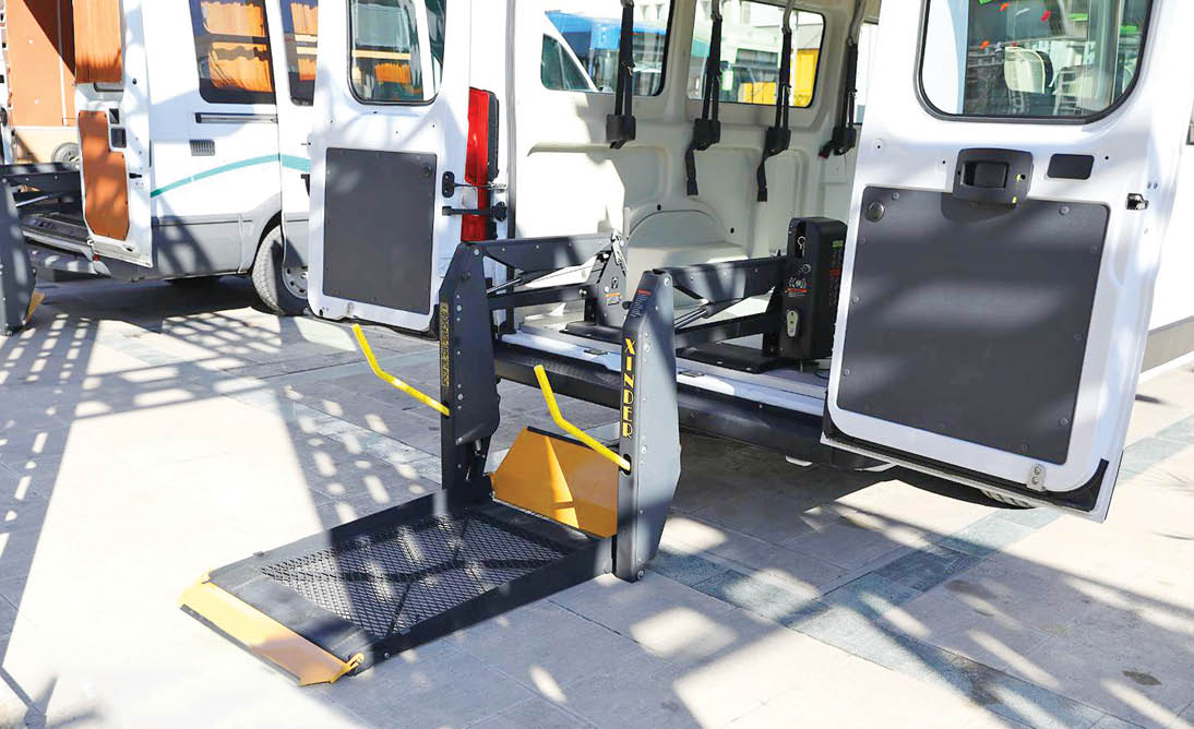 20 مینی‌بوس ویژه معلولان به‌زودی در خیابان‌های شهر