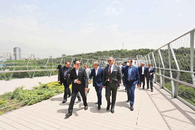 دیپلماسی شهری و فرهنگی ایران و لبنان روی پل طبیعت