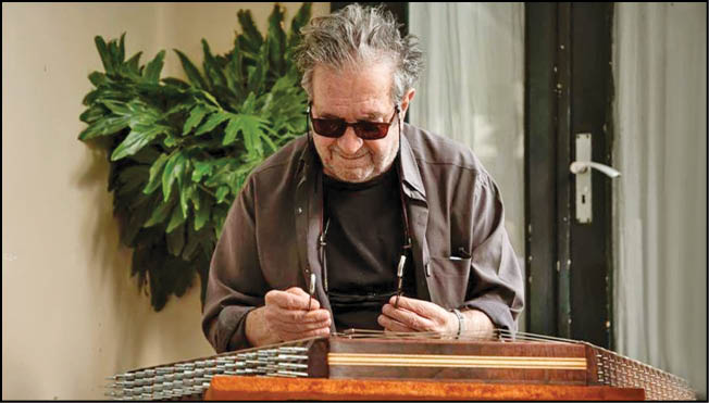 تداوم حرفه‌ای هنرمندی چندوجهی