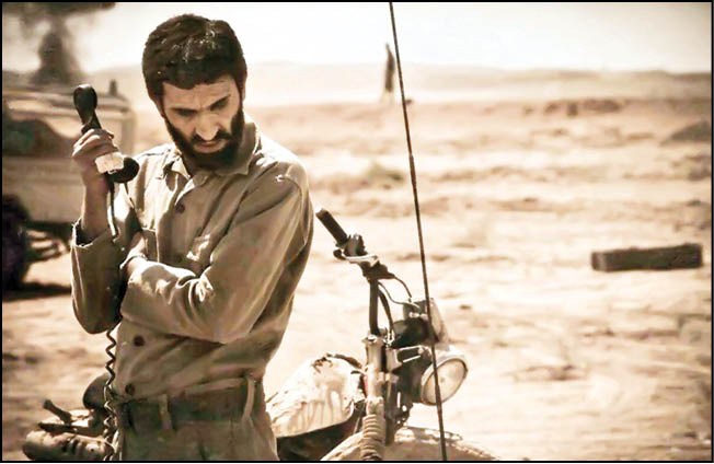 فقط من در کنار بی‌سیم مانده‌ام!